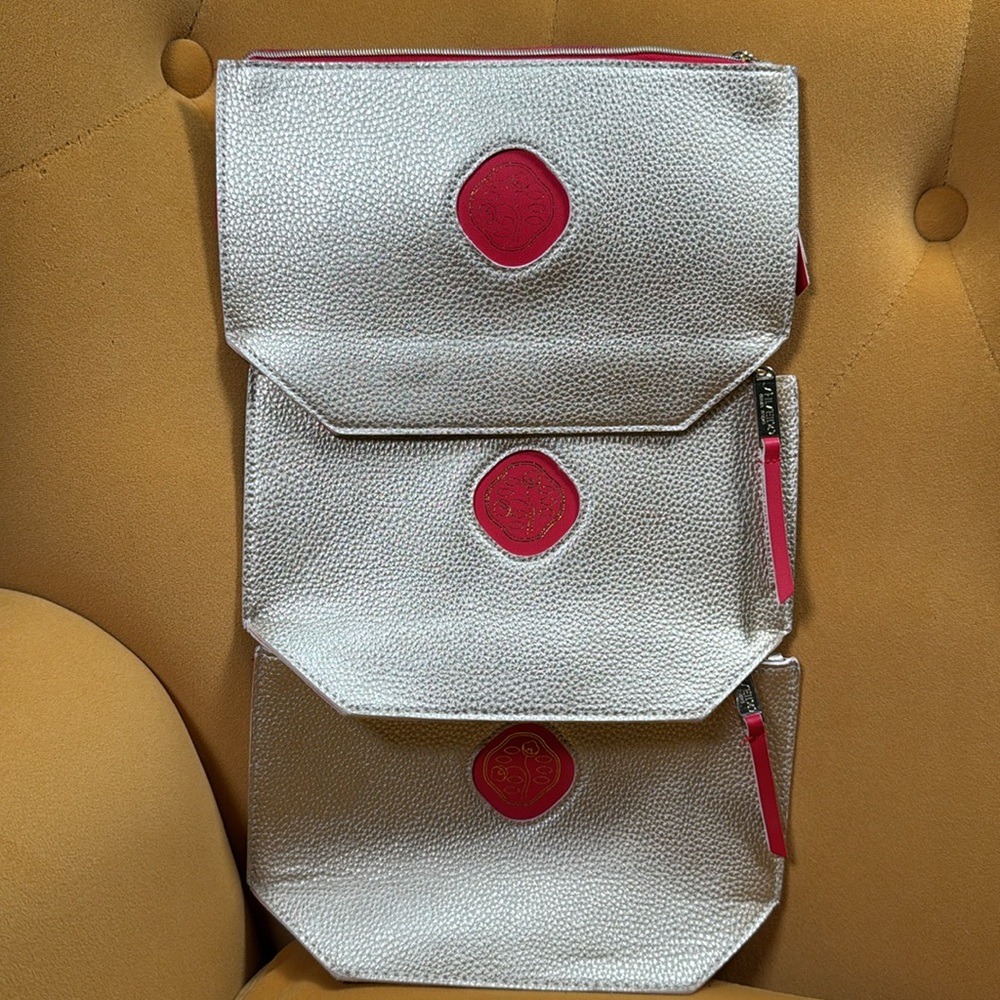 3 pcs.  Shiseido Gold & Red Makeup Pouch - Picture 2 of 7